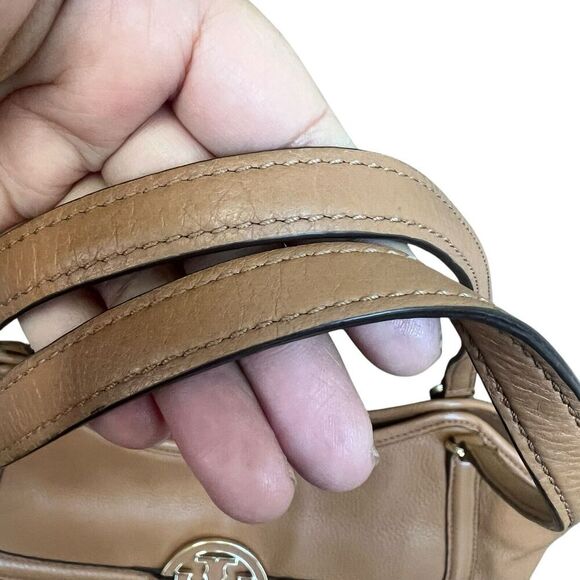 Tory Burch Amanda Tan Camel Leather Easy Tote Shoulder Bag Tote - Picture 10 of 16